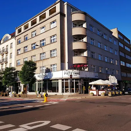 Хостел Mieszkanie - Armii Krajowej 32 Гдыня